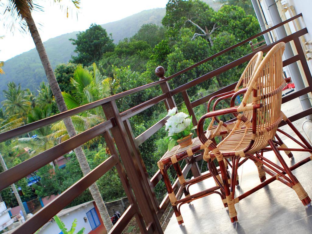 Periyar Woods Panzió Thekkady Szoba fotó